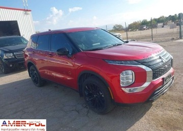 Mitsubishi Outlander III 2024 Mitsubishi Outlander SE BLACK EDITION S-AWC 2.5 Benzyna 181KM