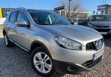 Nissan Qashqai I Crossover 2.0 140KM 2010 Nissan Qashqai2 panorama 7- osobowy 2.0 Benzyna 141KM, zdjęcie 1