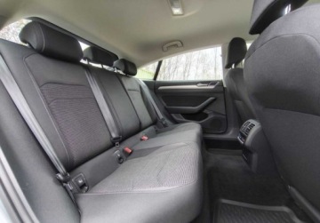 Volkswagen Arteon Fastback 2.0 TSI 190KM 2020 Volkswagen Arteon Essence Pakiety, FV 23, ACC, GPS, Kamera cofania, Keyle, zdjęcie 7