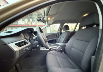 BMW Seria 5 E60 Sedan 2.5 525Xi 218KM 2005 BMW Seria 5 BMW Seria 5 525i 2.5 Benzyna 218KM, zdjęcie 14