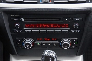 BMW Seria 3 E90-91-92-93 Touring E91 2.0 318d 143KM 2010 BMW Seria 3 2.0 Diesel 143 KM, Lift, Automat, Klimatronic, Biksenon 2.0, zdjęcie 12