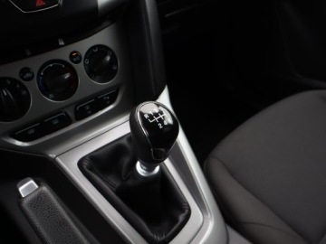 Ford Focus III Hatchback 5d facelifting 1.6 TDCi 95KM 2014 Ford Focus 1.6 TDCi, Salon Polska, Klima, zdjęcie 12