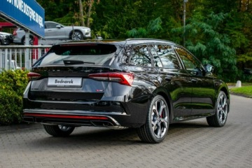 Skoda Octavia IV 2026 Škoda Octavia Skoda Octavia Combi RS 2.0 TSI 265, zdjęcie 5