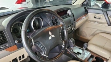 Mitsubishi Pajero IV SUV 5d 3.2 DOHC 200KM 2009 Mitsubishi Pajero Long 7foteli z polskiego salonu Automat Zadbany 200KM MO, zdjęcie 10