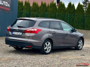 Ford Focus III Kombi 1.0 EcoBoost 125KM 2012 Ford Focus 125KM Navi Parkdistance Convers MY13 Benzyna 125KM, zdjęcie 11
