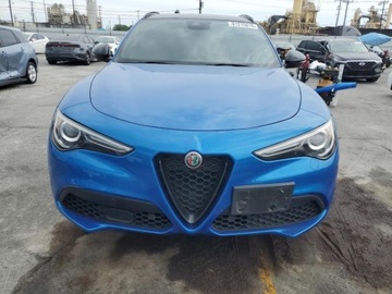 Alfa Romeo Stelvio SUV Facelifting 2.0 Turbo 280KM 2023 Alfa Romeo Stelvio Ti 2023 2.0l 2.0 Benzyna 280KM, zdjęcie 5