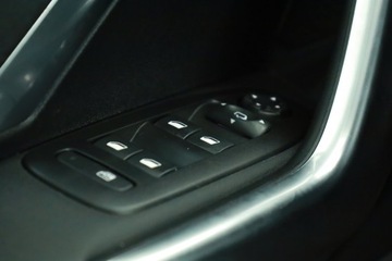 Peugeot 2008 I SUV Facelifting 1.2 PureTech 110KM 2019 Peugeot 2008 1.2 PureTech, Salon Polska, zdjęcie 14