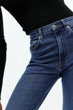 Spodnie damskie, jeansowe - ARKET - rozm. W25