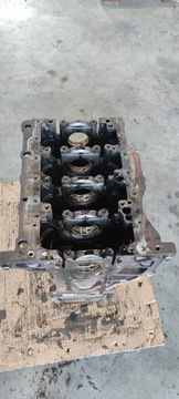 БЛОК ДВИГАТЕЛЯ AUDI A4 B7 A6 C6 2.0 TDI BRE 03G021A