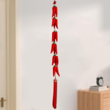 Украшение для подвешивания на стену Кулон «Лунный Новый год» длиной 105 см и шириной 4 см.