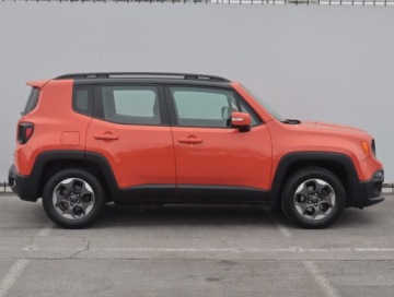 Jeep Renegade SUV 1.6 MultiJet 120KM 2017 Jeep Renegade 1.6 MultiJet, Salon Polska, Navi, zdjęcie 5