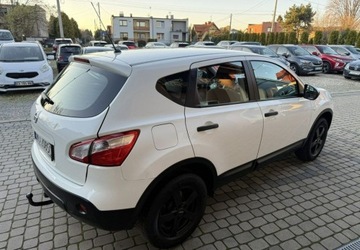 Nissan Qashqai I Crossover Facelifting  1.6 117KM 2013 Nissan Qashqai Rej.02.2014 1,6 117 Klimatyzacja Kola latozima 1.6 Benzyna, zdjęcie 5