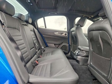 Alfa Romeo Giulia II Sedan Facelifting 2.0 Turbo 280KM 2023 Alfa Romeo Giulia 2023r., TI, 2.0L, od ubezpieczalni 2.0 Benzyna 280KM, zdjęcie 8