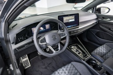 Volkswagen Golf VIII 2026 Volkswagen Golf Variant R-Line 1.5 eTSI mHEV 150, zdjęcie 11