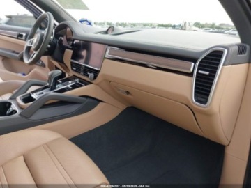 Porsche Cayenne III 2021 Porsche Cayenne 2021 3.0l 3.0 Benzyna 335KM, zdjęcie 9