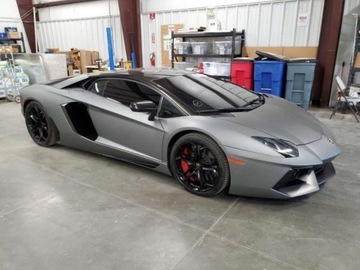 Lamborghini Aventador 2014 Lamborghini Aventador 2014 LAMBORGHINI AVENTAD..., zdjęcie 3