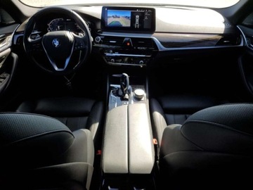 BMW Seria 5 G90-91 2023 BMW Seria 5 530E 2023 2.0l 2.0 Hybryda 288KM, zdjęcie 8