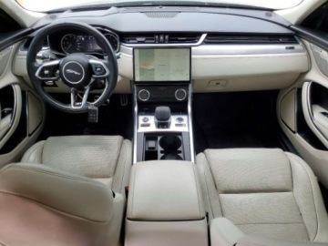 Jaguar XF II 2022 Jaguar XF R-Dynamic Se 2022 2.0 Benzyna 296KM, zdjęcie 8