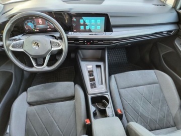 Volkswagen Golf VIII Variant 2.0 TDI 150KM 2021 Volkswagen Golf SalonPL serwis 2.0TDI 150KM bezwypadkow pakiet AppConnect, zdjęcie 16