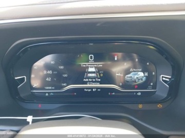  GMC Yukon 2024r., Denali, od ubezpieczalni 6.2 Benzyna 420KM, zdjęcie 10