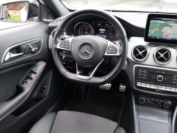 Mercedes GLA I Off-Roader Facelifting 2.0 220 184KM 2019 Mercedes GLA GLA 220 4MATIC, Salon Polska, zdjęcie 6