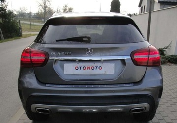 Mercedes GLA I Off-Roader Facelifting 1.6 200 156KM 2018 Mercedes-Benz GLA AMG Line 1,6 Automat 103 tys.km. Panorama 1.6 Benzyna, zdjęcie 25