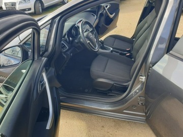 Opel Astra J Hatchback 5d 1.4 Turbo ECOTEC 120KM 2012 Opel Astra 1.4 120 Km Klima Elektryka Parktronik, zdjęcie 9