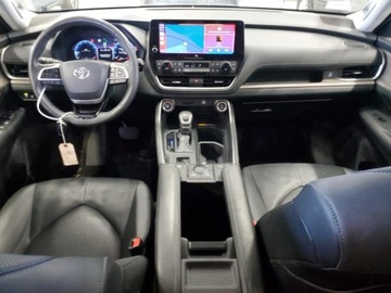 Toyota 2024 Toyota Grand Highlander Xle 2024 2.4l 2.4 Benzyna 265KM, zdjęcie 8