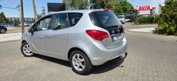 Opel Meriva II Mikrovan 1.4 Turbo ECOTEC 120KM 2010 Opel Meriva 1.4 Benzyna 120 KM Klima PdC Import Raty Oplaty 1.4 120KM, zdjęcie 7