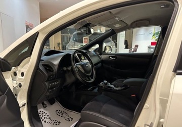 Nissan Leaf I Hatchback 5d Facelifting Elektryczny 109KM 2016 Nissan Leaf, zdjęcie 19