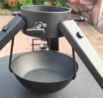 ПОДСТАВКА ДЛЯ РОЖДЕСТВЕНСКОЙ ЕЛКИ СТАЛЬНАЯ С КОНТЕЙНЕРОМ ДЛЯ ВОДЫ