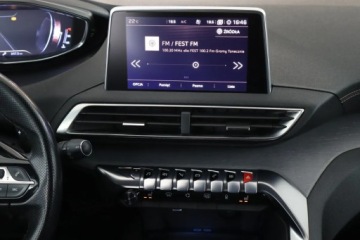 Peugeot 5008 II Crossover 2.0 BlueHDI 180KM 2017 Peugeot 5008 2.0 BlueHDi, Salon Polska, 178 KM, zdjęcie 10
