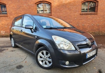 Toyota Corolla Verso AR10 2.2 D-4D 136KM 2008 Toyota Corolla Verso Bezwypadkowa 7-osobowa GetHelp 2.2 Diesel 136KM
