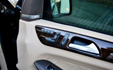 Mercedes Klasa GL X166 Off-roader GL 500 435KM 2014 Mercedes-Benz GL 7 osobowy, Maly przebieg, 4.7 Benzyna 435KM, zdjęcie 12