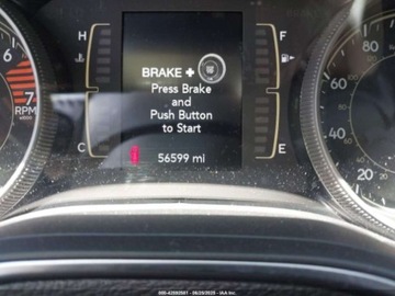 Jeep Cherokee V 2021 Jeep Cherokee Latitude Plus 2021 2.4l 2.4 Benzyna 180KM, zdjęcie 11