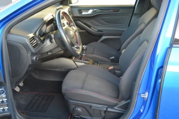 Ford Focus IV Kombi 2.0 EcoBlue 150KM 2019 Ford Focus Ford Focus 2.0 EcoBlue ST-Line 2.0 Diesel 150KM, zdjęcie 22