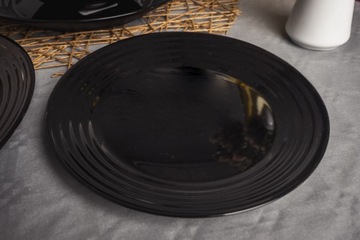 Тарелка 25 см черная HARENA LUMINARC