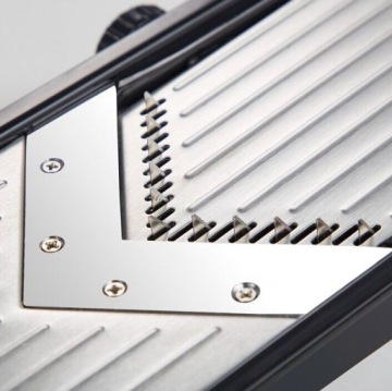 ТЕРКА ДЛЯ РЕЗКИ ОВОЩЕЙ МАНДОЛИН 32см KH1657