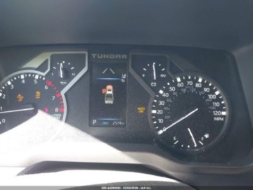 Toyota Tundra II 2025 Toyota Tundra SR5 2025 3.4 Benzyna 389KM, zdjęcie 10