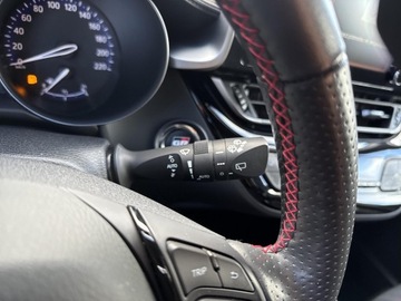 Toyota C-HR I Crossover Facelifting 2.0 Hybrid Dynamic Force 184KM 2021 Toyota C-HR 2.0 Hybrid GR Sport 2.0 Hybrid GR Spor, zdjęcie 24