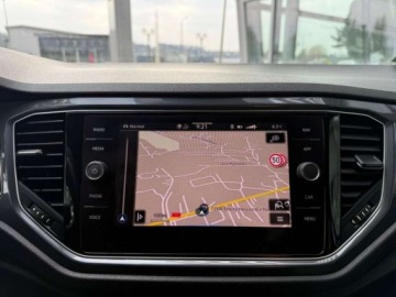 Volkswagen T-Roc I SUV 1.5 TSI ACT 150KM 2021 Volkswagen T-Roc 1.5TSI 150KM Premium DSG Kamera NiskiPrzebieg ACC ASO Sal, zdjęcie 22