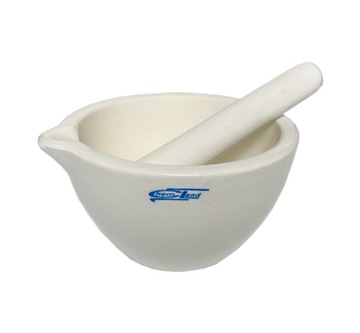 MOŹDZIERZ PORCELANOWY Z TŁUCZKIEM 900ml
