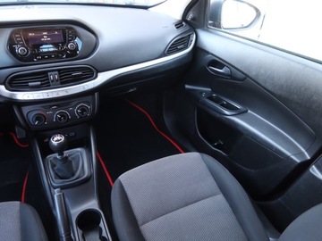 Fiat Tipo II Sedan 1.4 95KM 2018 Fiat Tipo 1.4 16V, Salon Polska, GAZ, Klima, zdjęcie 7