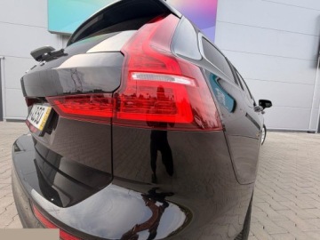 Volvo V60 II  2021 Volvo V60 D3 Geartronic Momentum Pro 150KM 2021r Świetna prezencja!, zdjęcie 20