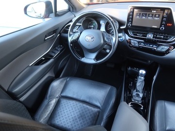 Toyota C-HR I Crossover Facelifting 2.0 Hybrid Dynamic Force 184KM 2020 Toyota C-HR 2.0 Hybrid, Salon Polska, Serwis ASO, zdjęcie 6