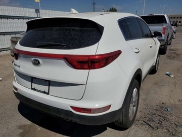 Kia Sportage IV 2018 Kia Sportage KIA SPORTAGE LX, 2018r., 4x4, 2.4L, zdjęcie 2