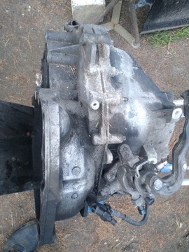 SKRZYNIA BIEGÓW F40 55350375 OPEL SAAB 1,9 CDTI