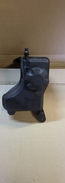 BMW 1 E87 2.0D NÁDOBKA VYROVNÁVACÍ