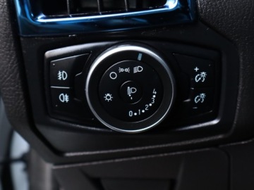 Ford Focus III Kombi Facelifting 2.0 TDCi 150KM 2016 Ford Focus 2.0 TDCi, Klima, Parktronic, zdjęcie 15