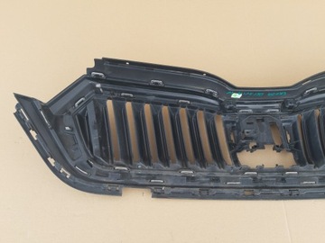 SKODA OCTAVIA IV РЕШЕТКА РАДИАТОРА